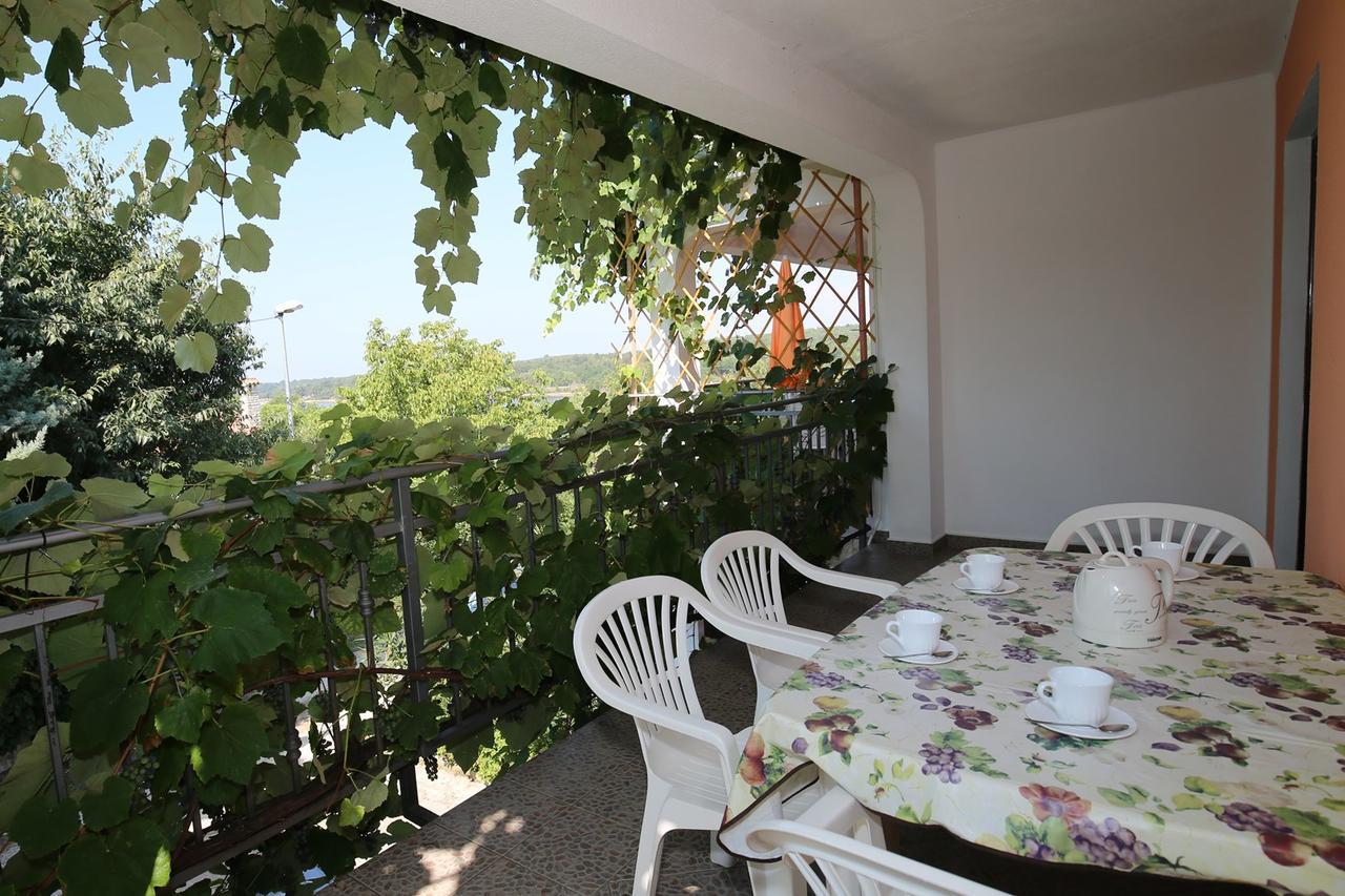 Apartments Coki Фунтана Экстерьер фото