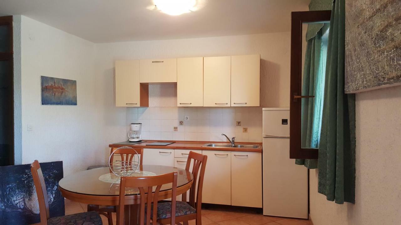 Apartments Coki Фунтана Экстерьер фото